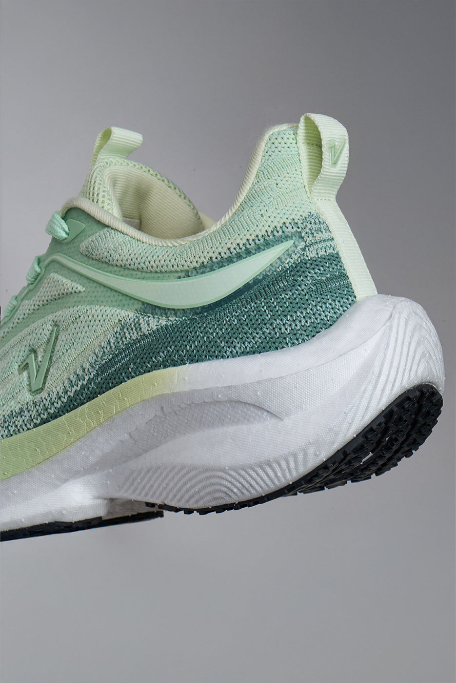 586 - Zapatillas Rebound Max