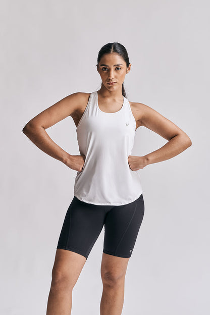 8331 - Musculosa Essential (fw)