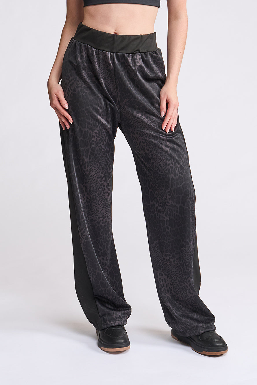 4156 - Pantalón Leopard