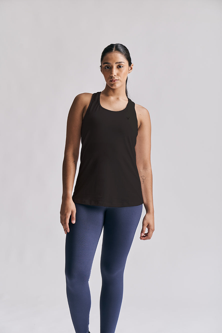 8331 - Musculosa Essential (fw)