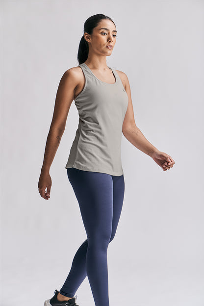 8331 - Musculosa Essential (fw)