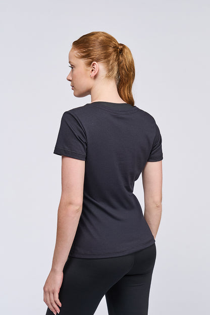 9246 - Remera escote en V Essential