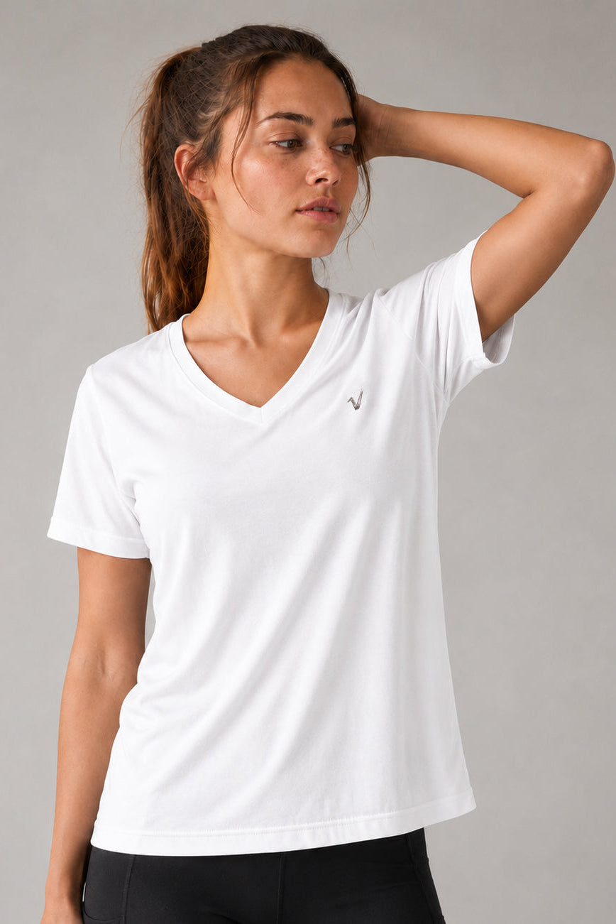9246 - Remera escote en V Essential
